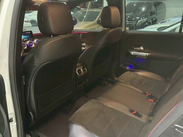 M-BENZ賓士 GLB200  第17張相片