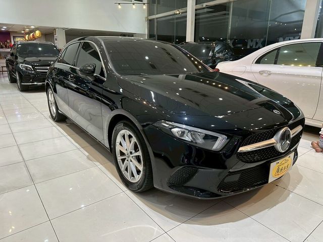 M-BENZ賓士 A200  第8張相片