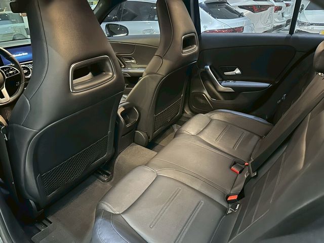 M-BENZ賓士 A200  第14張相片
