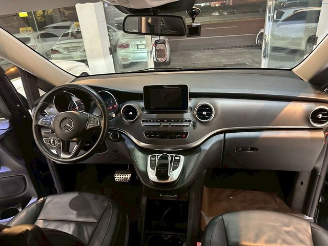 M-BENZ賓士 V250 D  第5張相片
