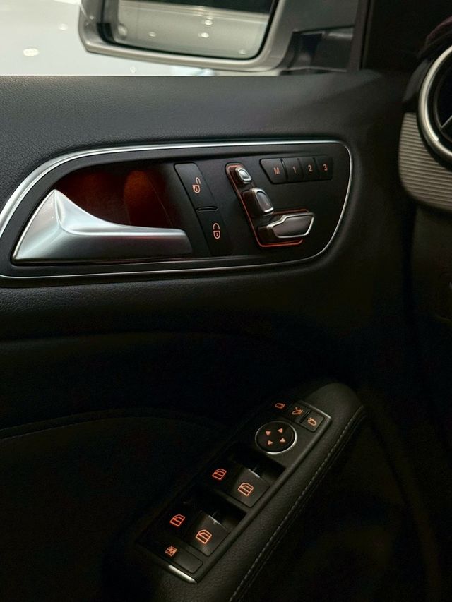 M-BENZ賓士 B180  第8張相片