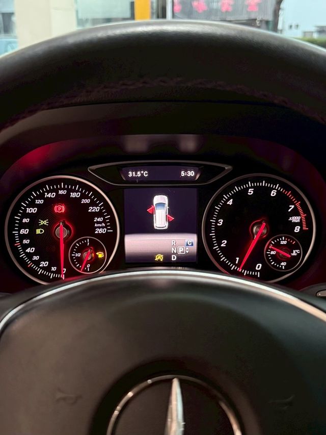 M-BENZ賓士 B180  第12張相片