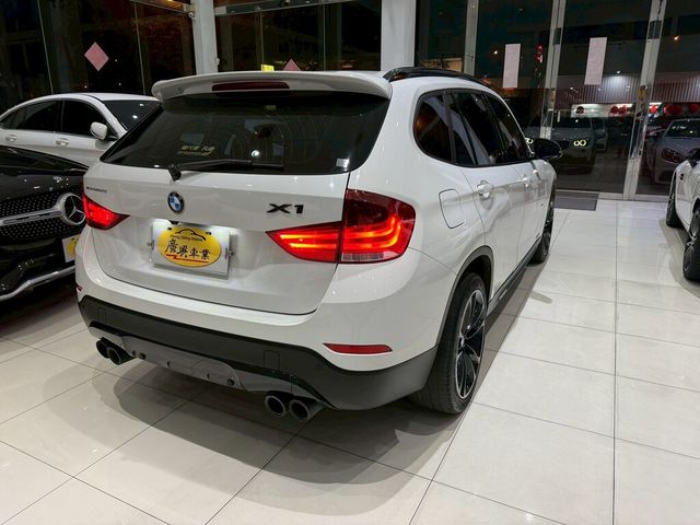 BMW寶馬 X1  第2張相片