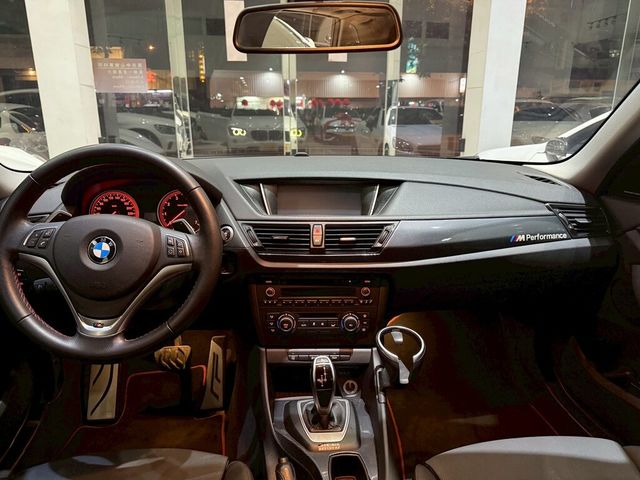 BMW寶馬 X1  第5張相片