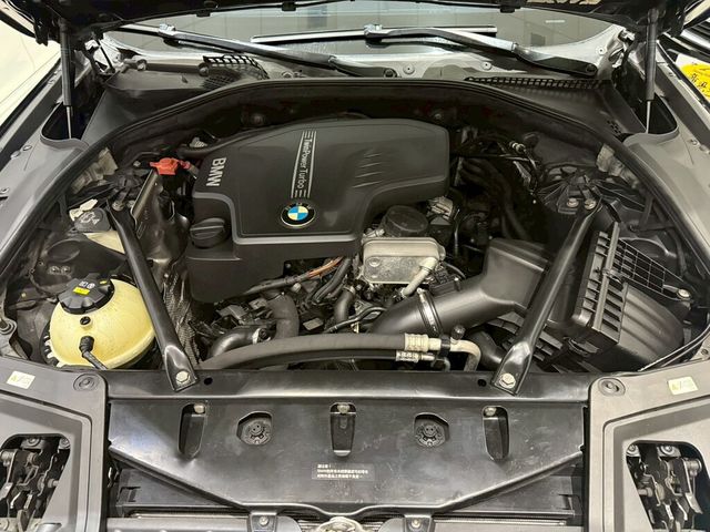 BMW寶馬 520I  第5張相片