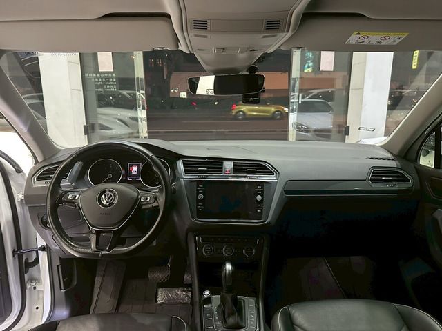 VOLKSWAGEN福斯 TIGUAN  第5張相片