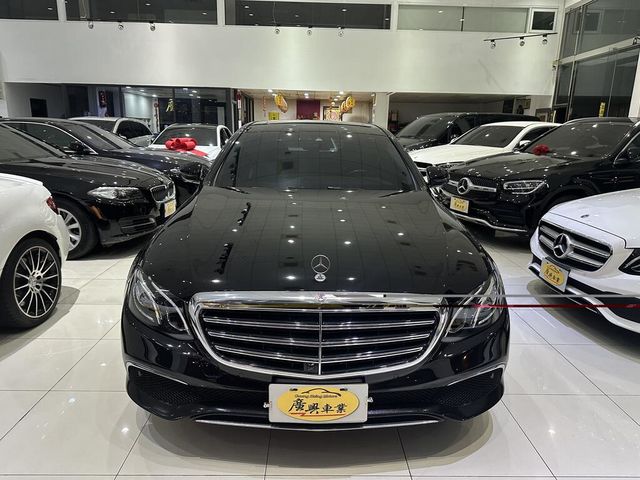 M-BENZ賓士 E250  第3張相片