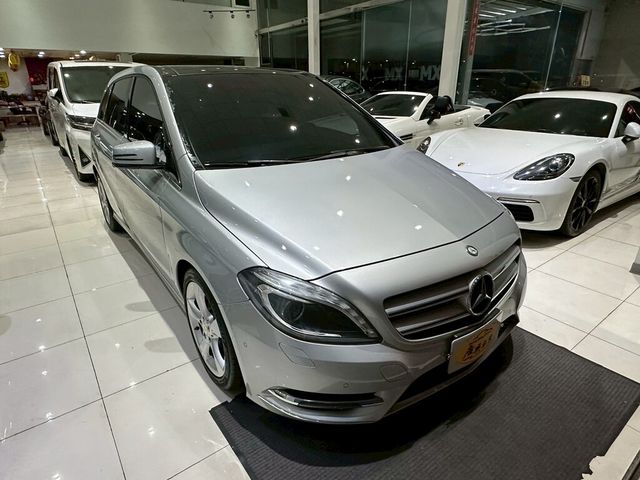 M-BENZ賓士 B200  第2張相片