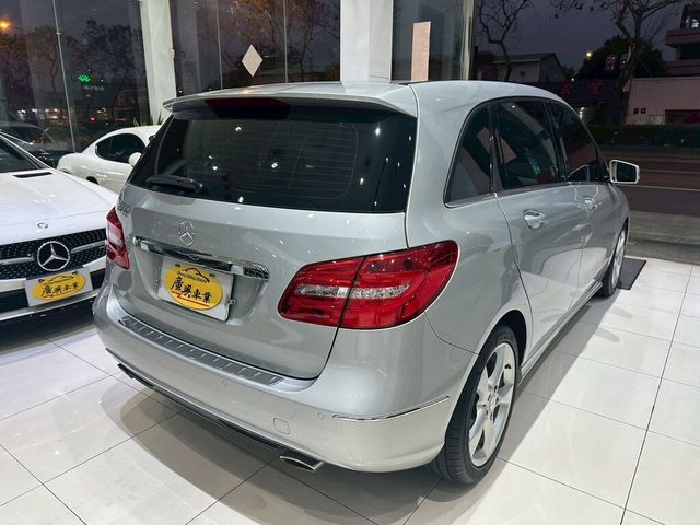 M-BENZ賓士 B200  第7張相片