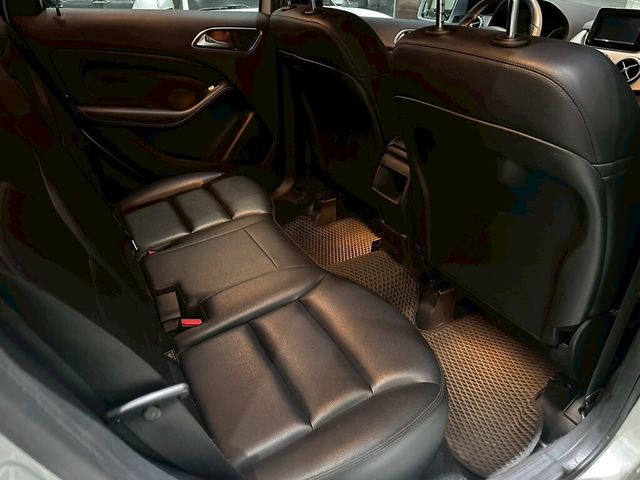 M-BENZ賓士 B200  第10張相片