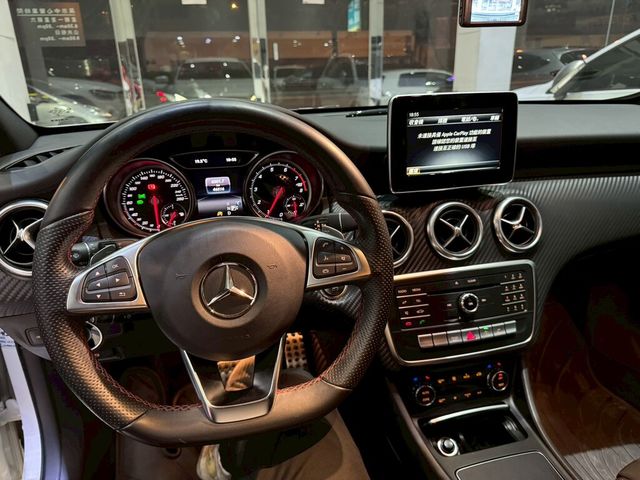 M-BENZ賓士 A180  第5張相片