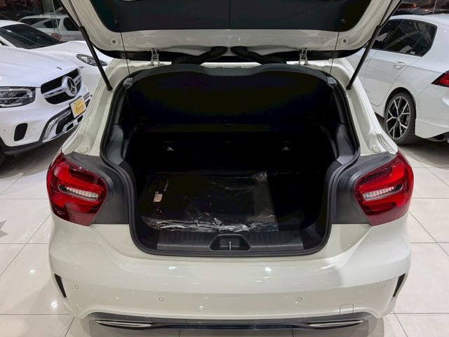 M-BENZ賓士 A180  第19張相片