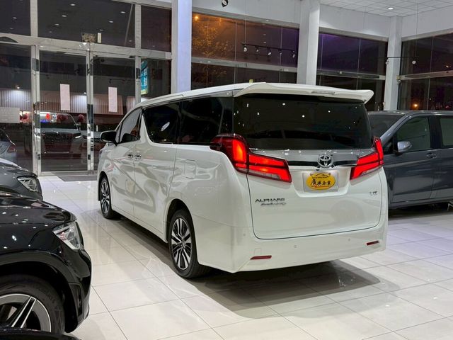 TOYOTA豐田 ALPHARD  第8張相片
