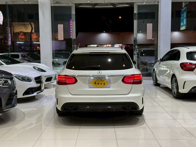 M-BENZ賓士 C63 S AMG  第4張相片