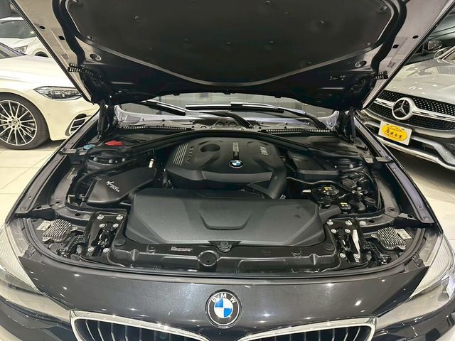 BMW寶馬 320I GT  第6張相片