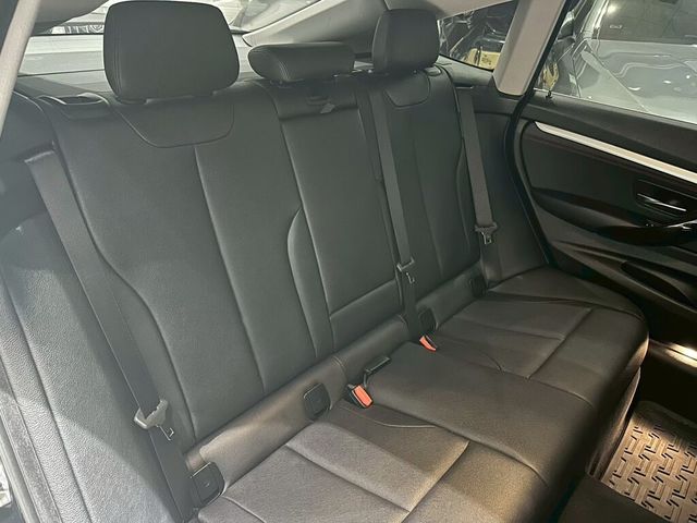 BMW寶馬 320I GT  第9張相片