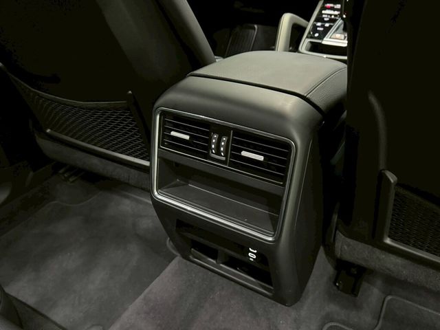 PORSCHE保時捷 CAYENNE  第17張相片