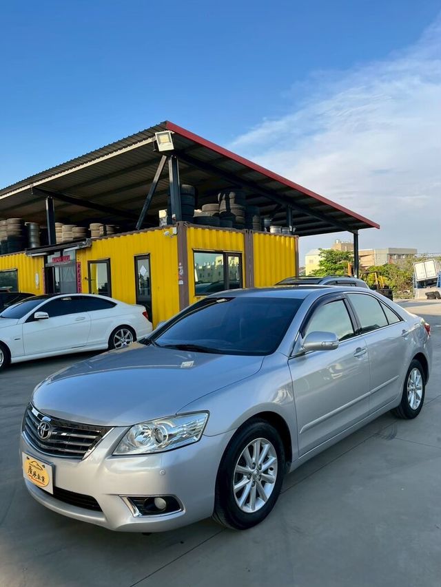 TOYOTA豐田 CAMRY  第3張相片