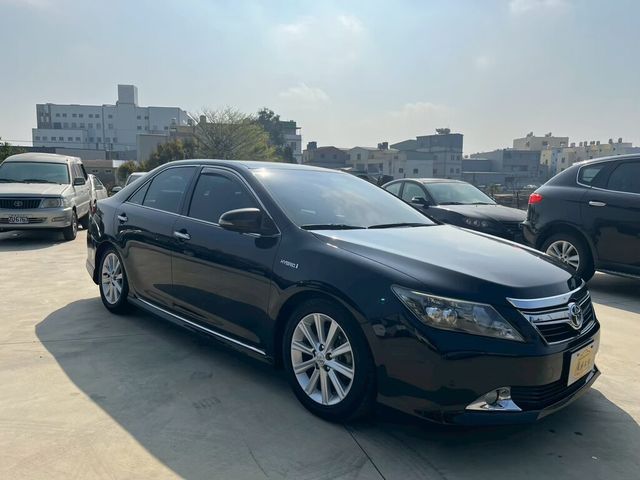 TOYOTA豐田 CAMRY HYBRID  第1張相片