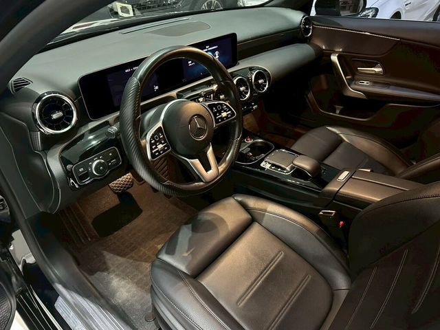 M-BENZ賓士 A200  第11張相片