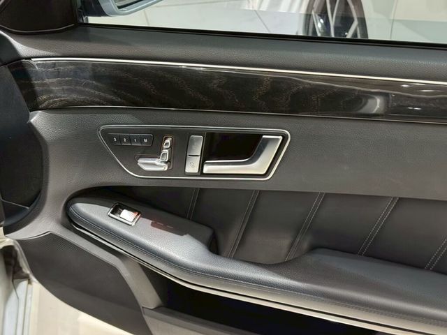M-BENZ賓士 E250 COUPE  第12張相片