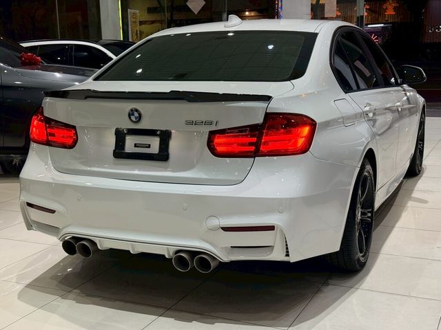 BMW寶馬 328I  第4張相片