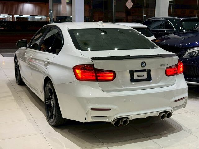 BMW寶馬 328I  第5張相片