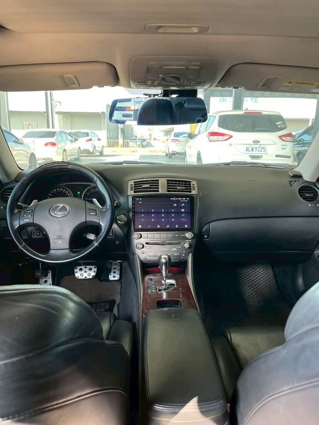 LEXUS凌志 IS250  第9張相片