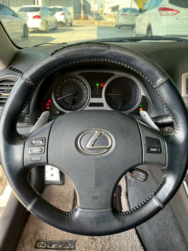 LEXUS凌志 IS250  第12張相片