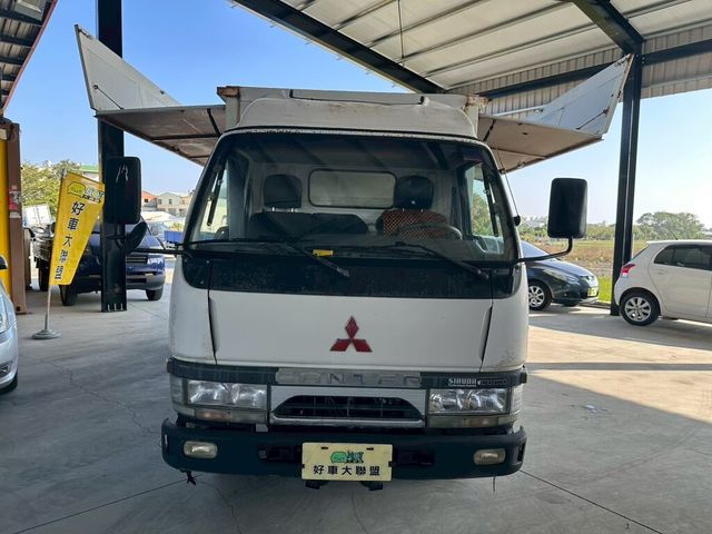 MITSUBISHI三菱 CANTER  第8張相片