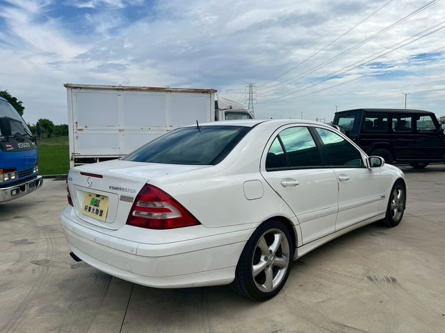 M-BENZ賓士 C230  第5張相片