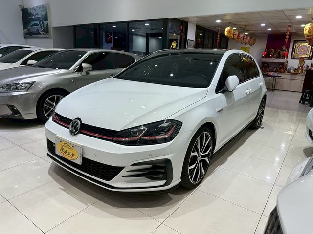 VOLKSWAGEN福斯 GOLF GTI  第1張相片