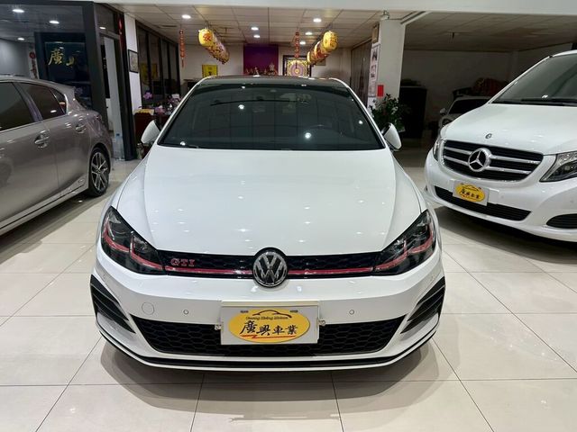 VOLKSWAGEN福斯 GOLF GTI  第2張相片
