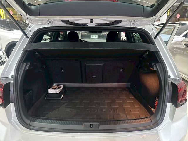 VOLKSWAGEN福斯 GOLF GTI  第15張相片