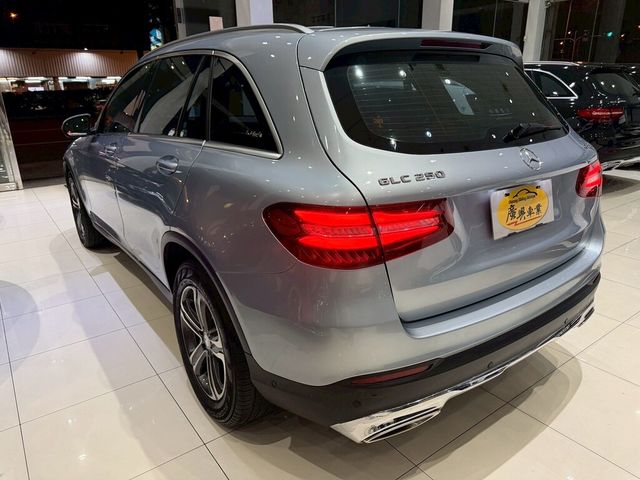 M-BENZ賓士 GLC250  第4張相片