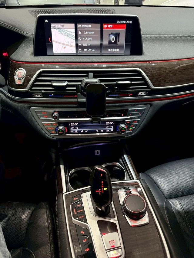 BMW寶馬 730D  第12張相片