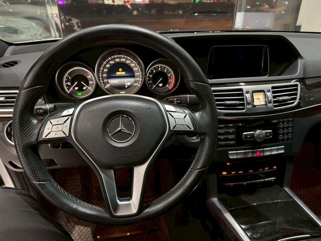 M-BENZ賓士 E250  第7張相片