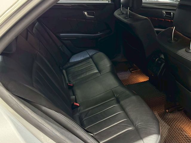 M-BENZ賓士 E250  第14張相片