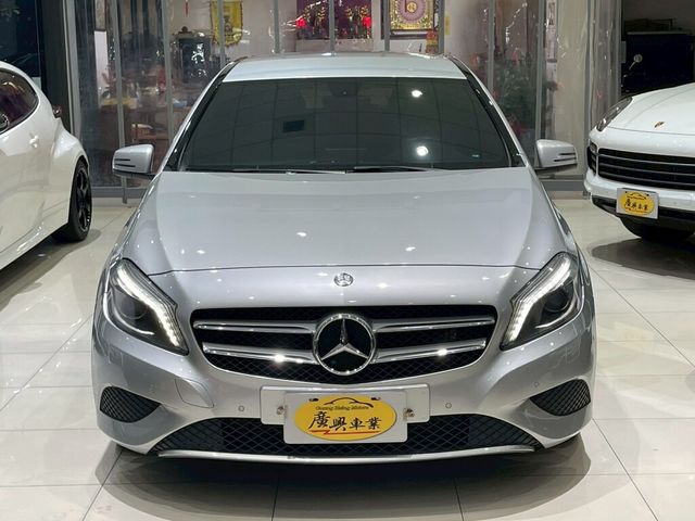 M-BENZ賓士 A180  第2張相片