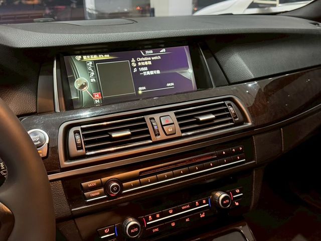 BMW寶馬 528I  第11張相片