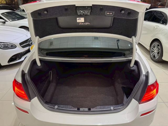 BMW寶馬 528I  第16張相片