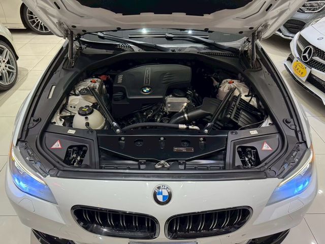 BMW寶馬 528I  第17張相片