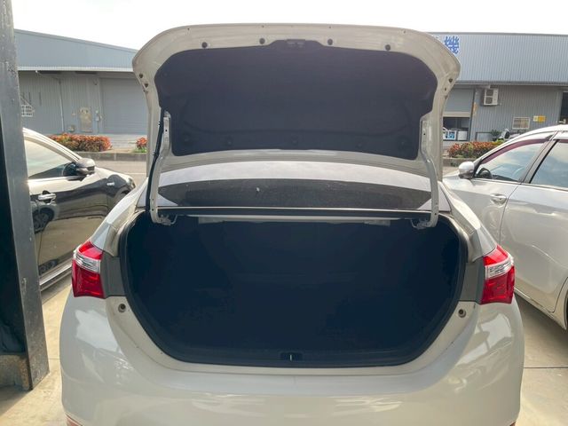 TOYOTA豐田 ALTIS  第13張相片