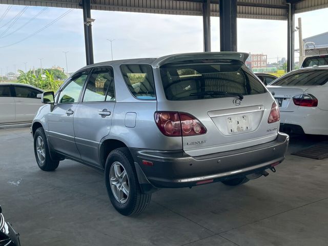 LEXUS凌志 RX300  第6張相片