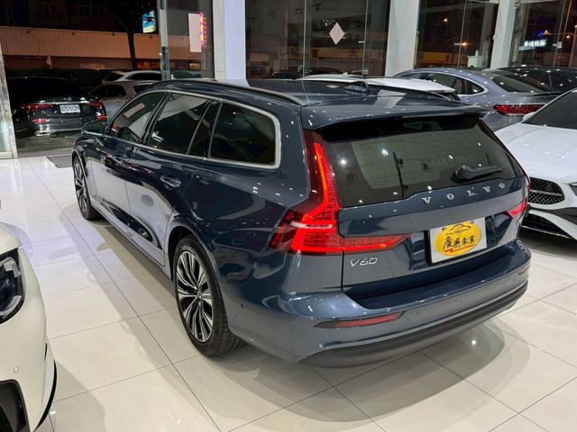 VOLVO富豪 V60  第6張相片