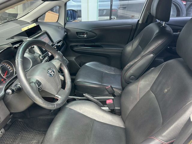 TOYOTA豐田 WISH  第11張相片
