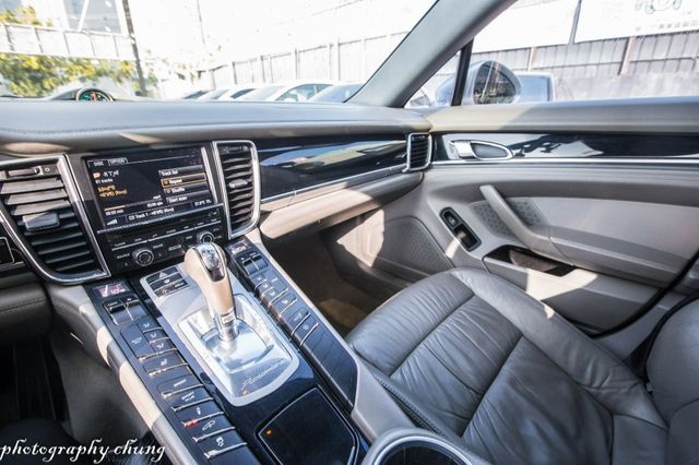 PORSCHE保時捷 PANAMERA  第12張相片