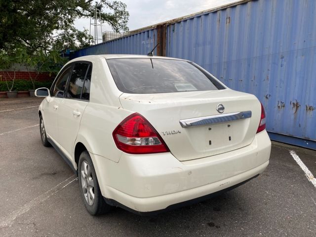 NISSAN日產 TIIDA  第6張相片