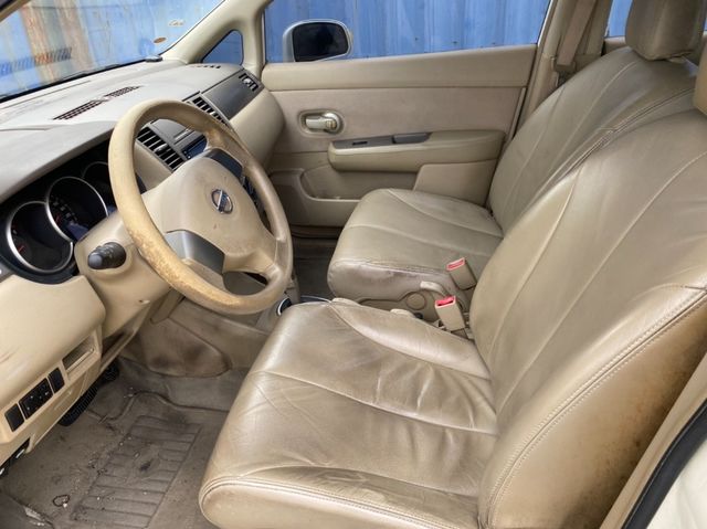 NISSAN日產 TIIDA  第7張相片