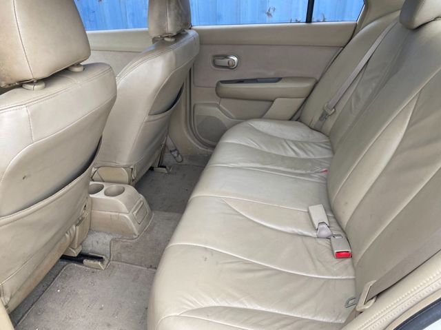 NISSAN日產 TIIDA  第8張相片